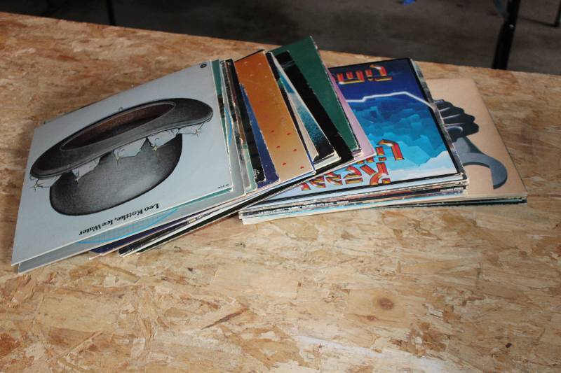 lot 102 image: Misc LPs