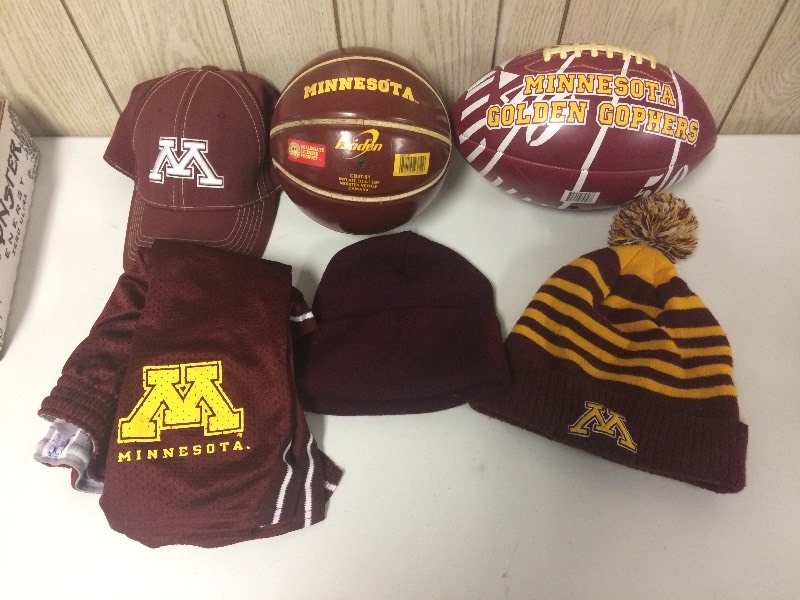 lot 24 image: Gopher Football Bball Collectibles