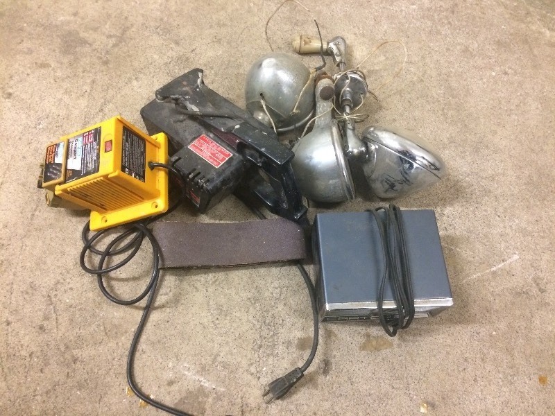 lot 103 image: Lights, Knife Sharpener, Belt Sander, Carter Car Warmer