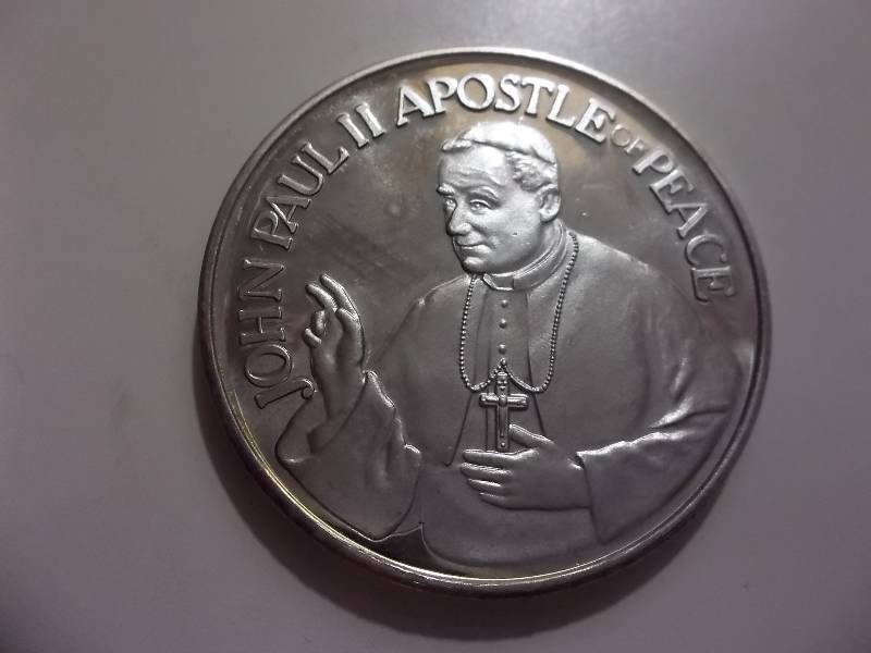 Pope John Paul II Apostle Of Peace Silver Commenorative Proof 1 OZ. 1987
