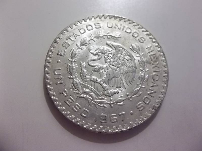 1967 Mexican Silver Peso .5104 Oz