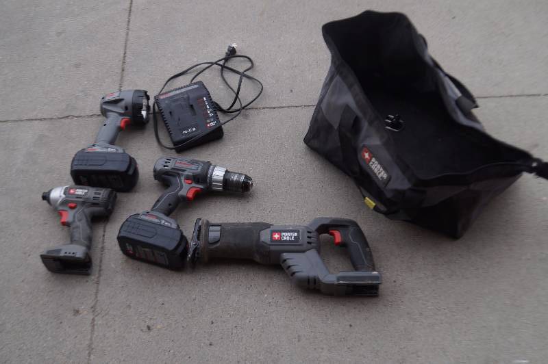 lot 5 image: Porter Cable Tool Set