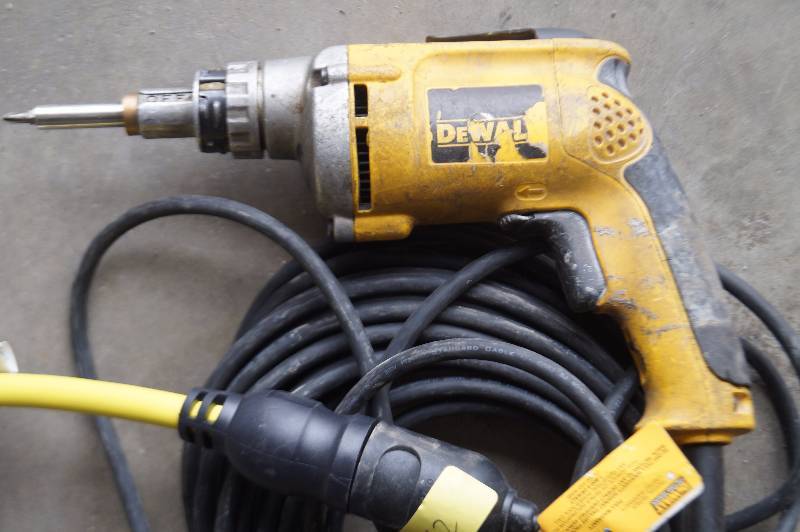 lot 12 image: DeWalt Drill