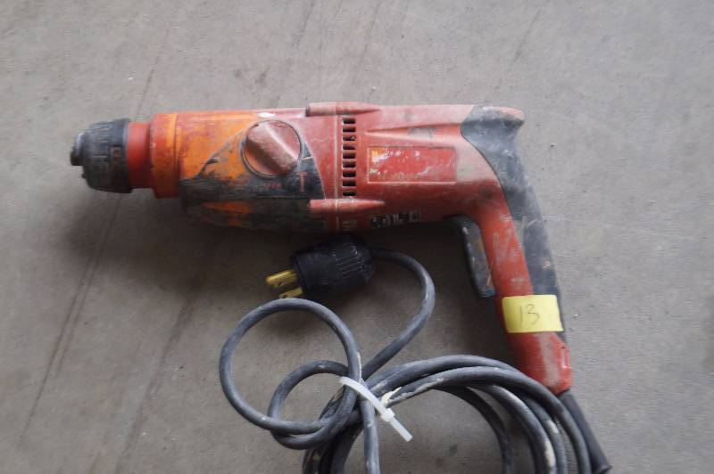 lot 13 image: Hammer Drill