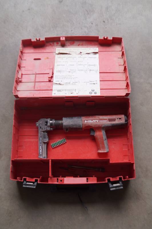 lot 19 image: Hilti Powder Actuated Tool w Auto Loader