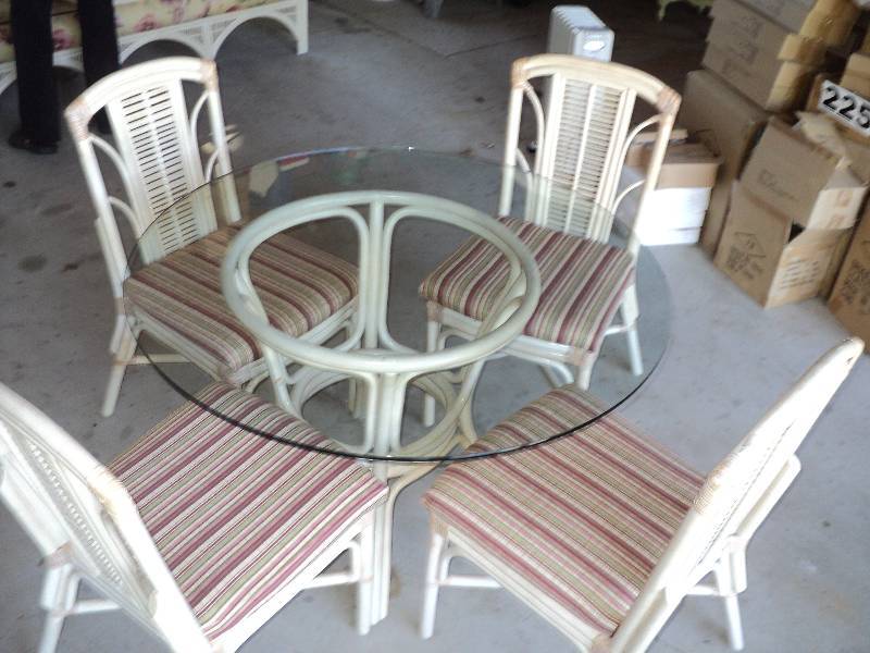 lot 2 image: 5 piece bamboo porch set, includes ...