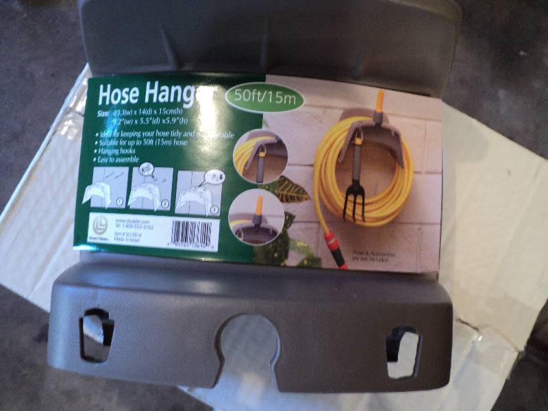 lot 17 image: box of hose hangers, 48 per box...