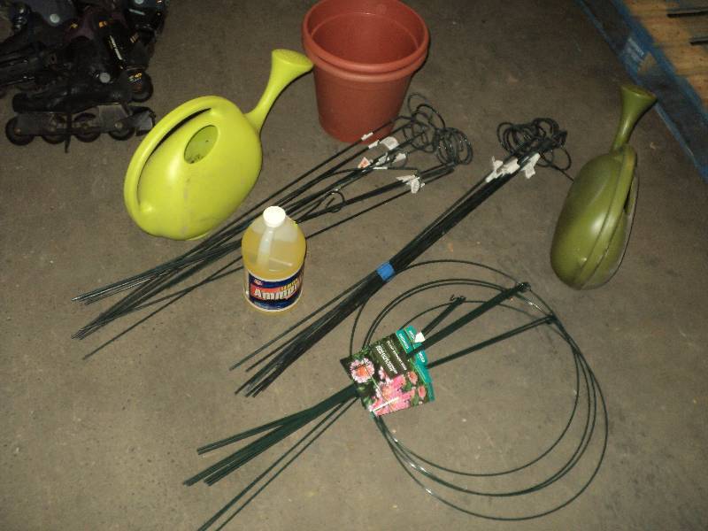 lot 70 image: plant support holders and garden mi...