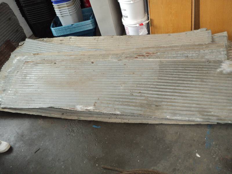 lot 64 image: 5 sheets of tin, 26inx7.5ft...