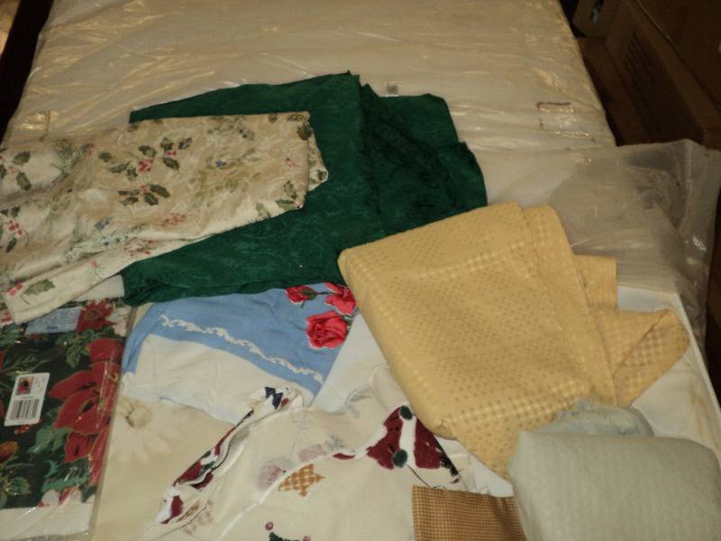 lot 113 image: box of tablecloths...