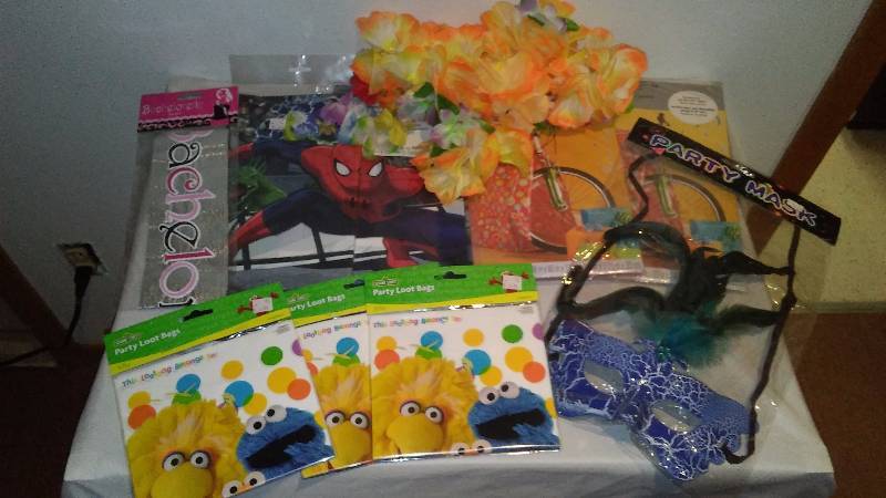lot 22 image: Party Supply and Dcor, Gift bags, Banners, Mask and More
