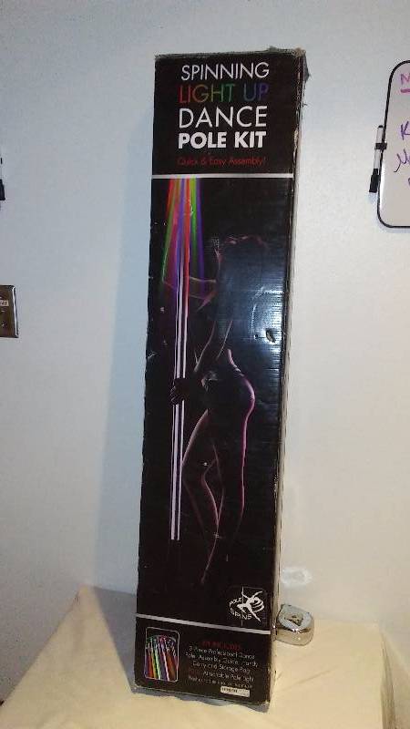 lot 32 image: Dance Pole Kit, Light Kit is NOT included