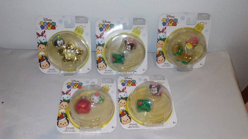 lot 54 image: Disney TSUM TSUM (5) Mickey, Pluto Donald, Goofy