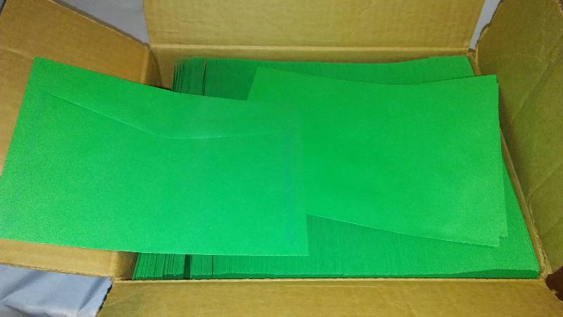 lot 58 image: Astro Green Envelopes (qty. 400) 9 x5 , Great for Holiday Letters
