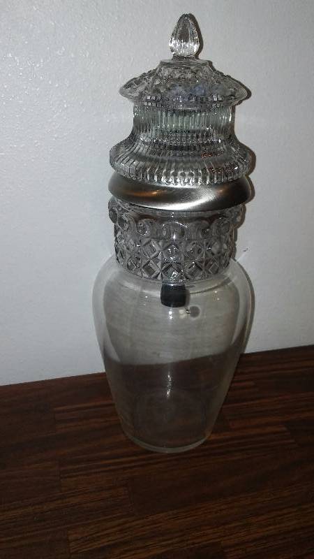 lot 131 image: Solar Light Yard Art, make great indoor night light as well. Natural Daylight coming inside is enough to charge the solar unit.