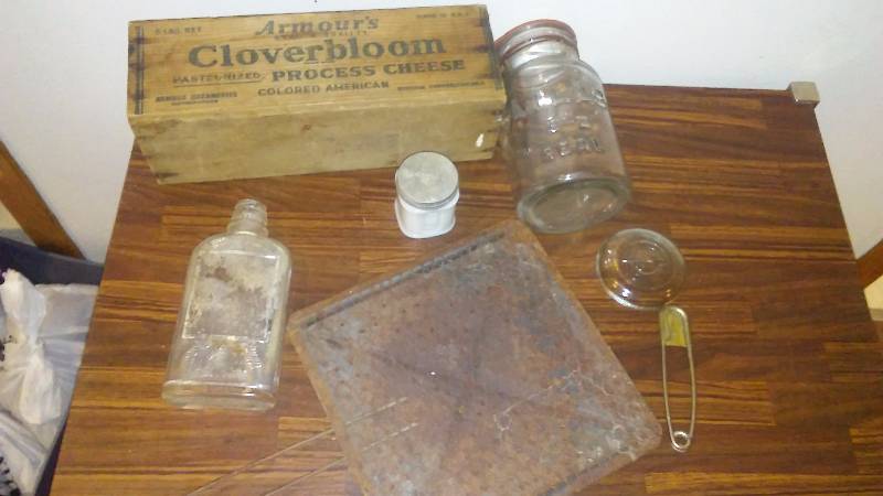 lot 147 image: Vintage Display Lot, Atlas Canning Jar with lid, 5# Cheese Box and more