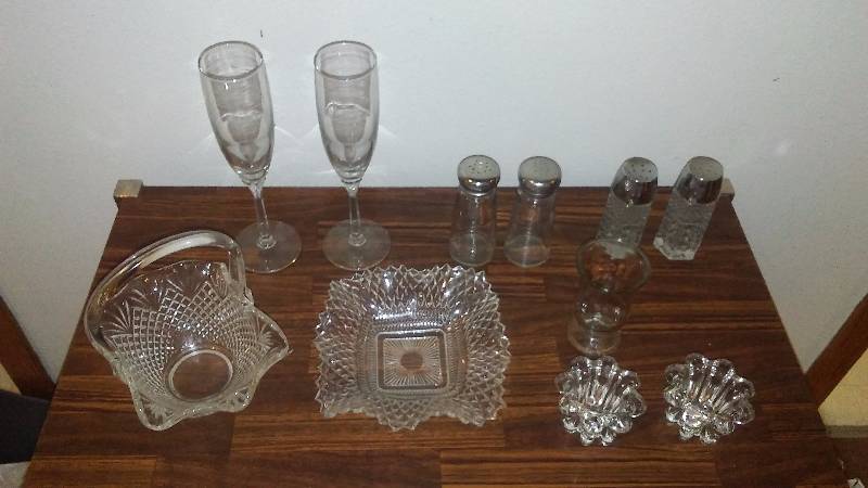 lot 157 image: Misc. Dinner Table Glass Accessories