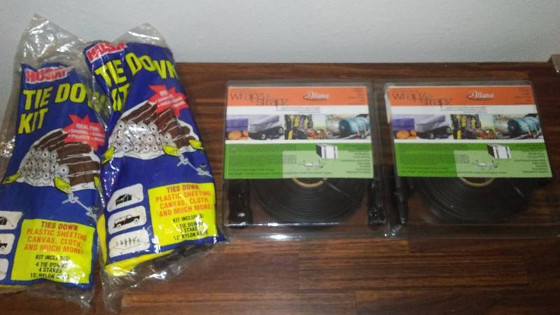 lot 198 image: Tie Kit (2) and Straps Kit (2)