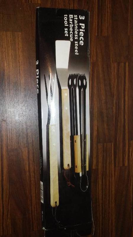 lot 207 image: 3 pc Stainless Steel BQ Kit