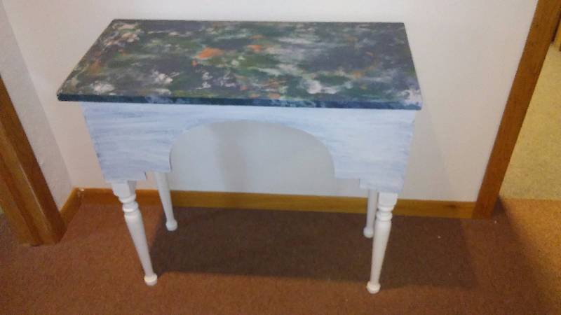 lot 222 image: Accent Table Shabby Chic Desk, Measures 27  H x 29 W x 14  D