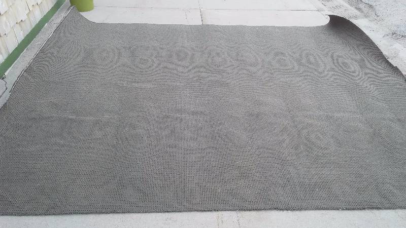 lot 236 image: Carpet Remnant, Mossy Green 9 ft. x 10.8 ft.,
