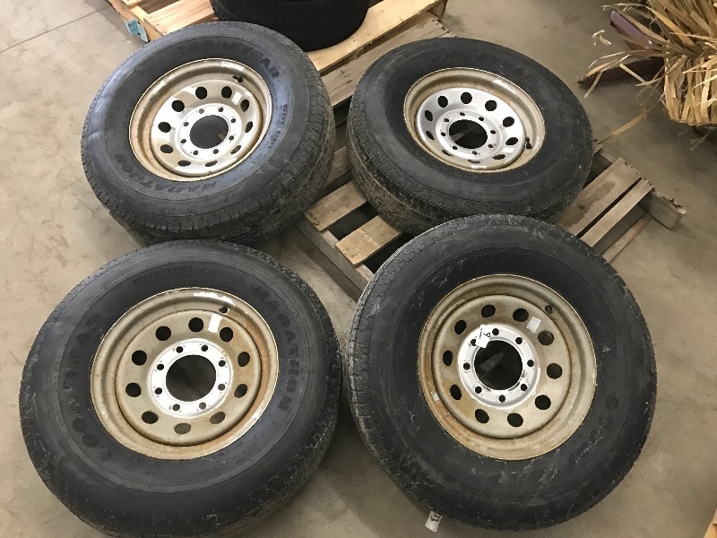lot 9 image: Set Of (4) 8-Lug Trailer Wheels Wit...