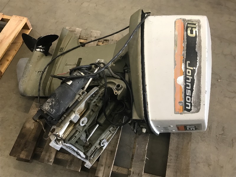 lot 8 image: Johnson 115HP Outboard Motor, For P...