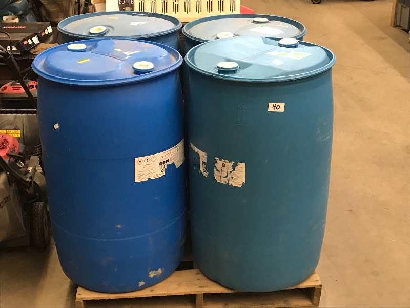 lot 40 image: Lot Of (4) 55-Gallo Plastic Barrels...