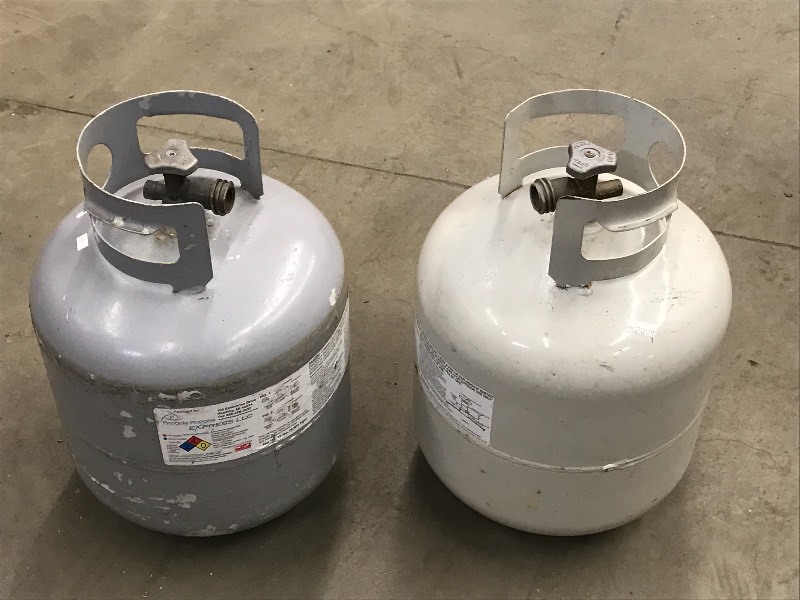 lot 28 image: (2) 20# LP Tanks ...
