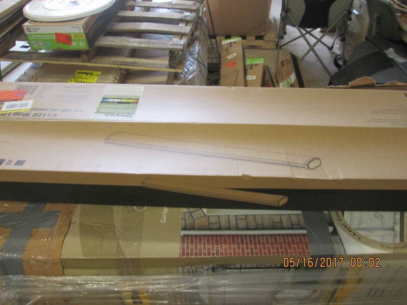 2 commercial electric 4 foot LED  w...