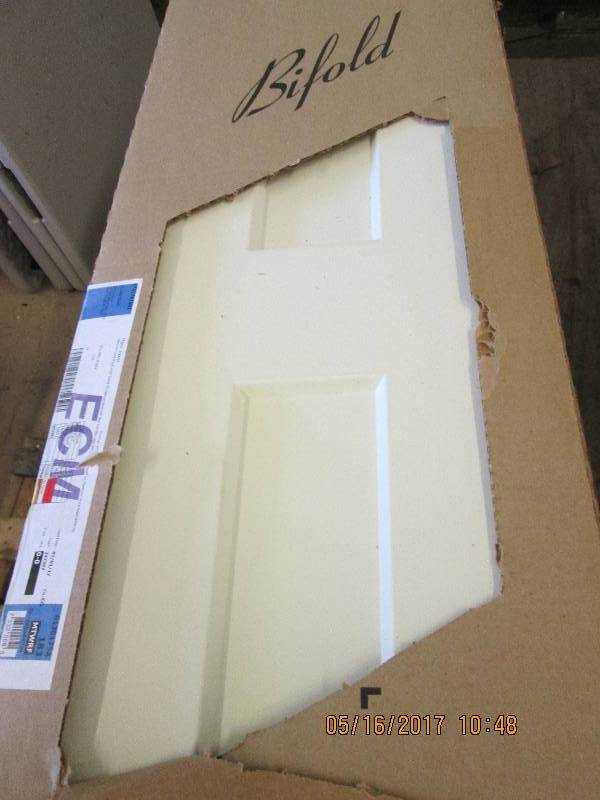 jeldwen 2 door bi fold set 24 x 80...