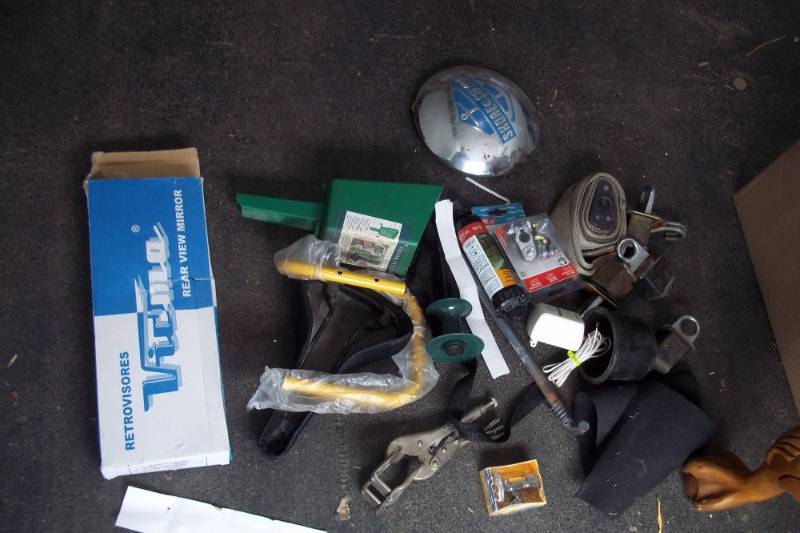 Assorted parts, Welding clamp, bike seat, sprinkler, EXT�