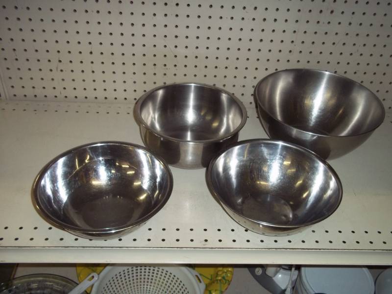 4 SS Mixing bowls