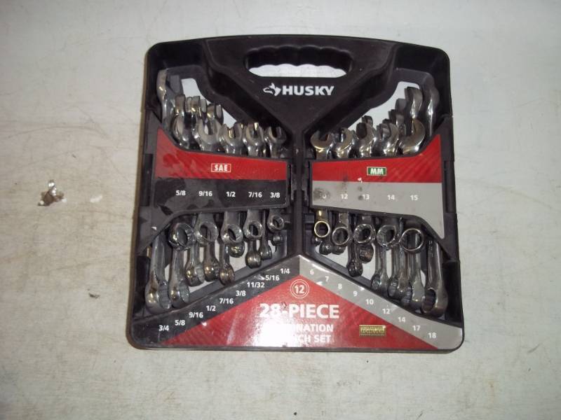 28 Piece Husky Combination tool set