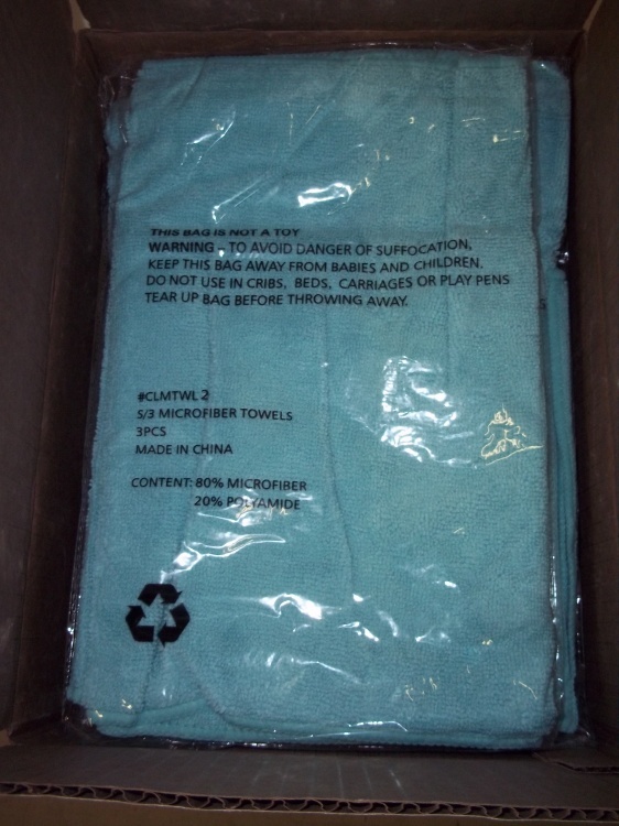 30 Piece Microfiber towels 10 sets each has 3 towels, 23 x 11 , 15 x 8 and 8 x 8
