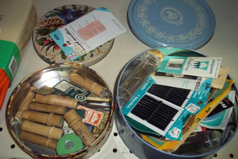 Vintage Needles and sewing accessories