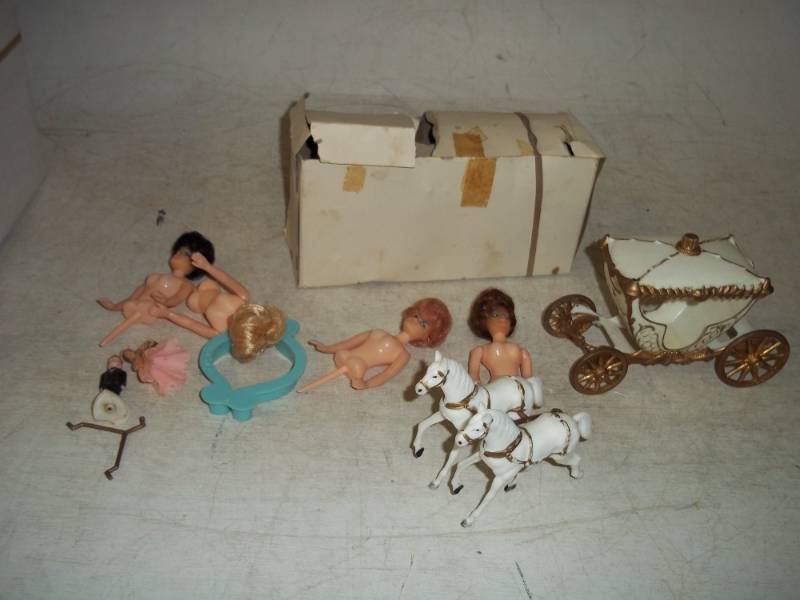 Vintage Cake Toppers