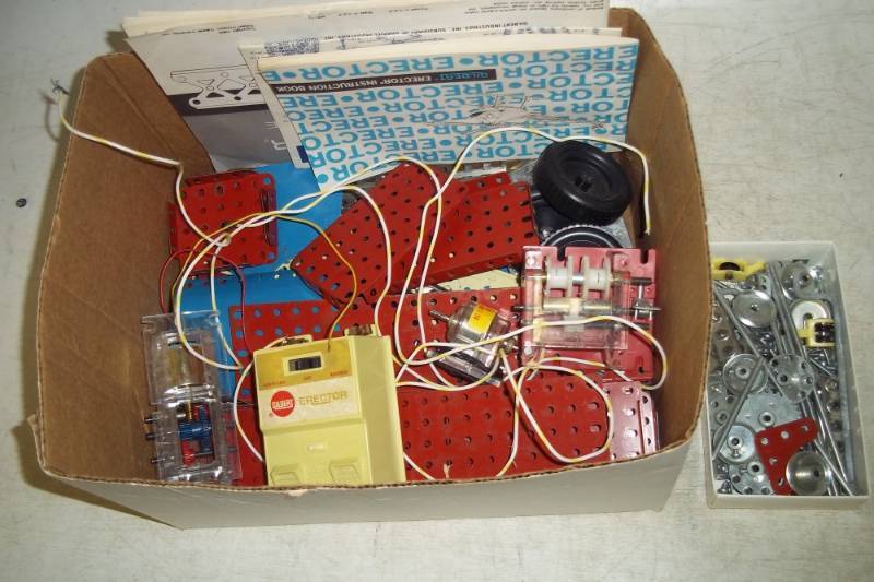 Erector parts
