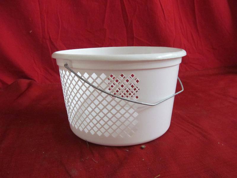 vented bucket buskets