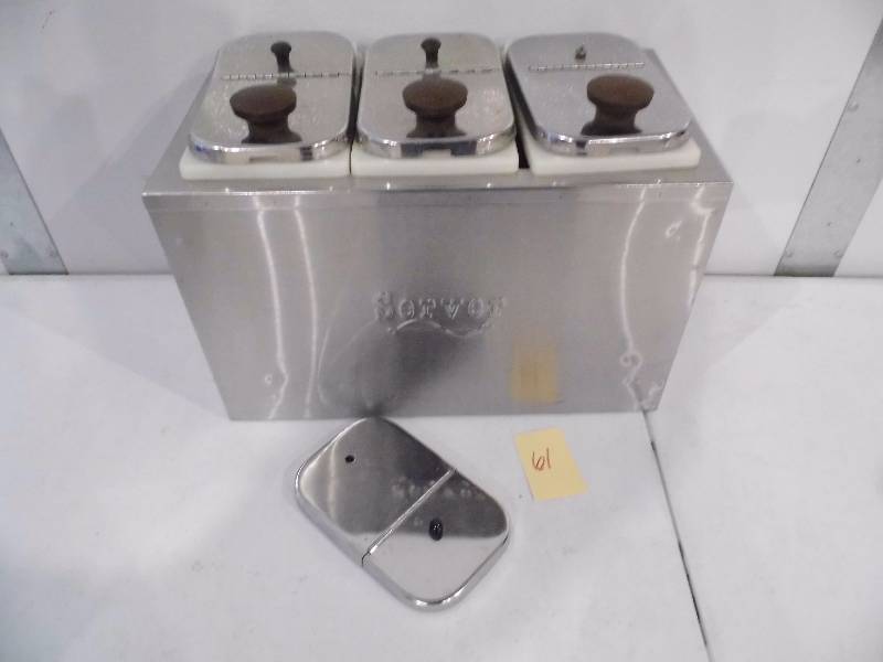 3 Compartment Server