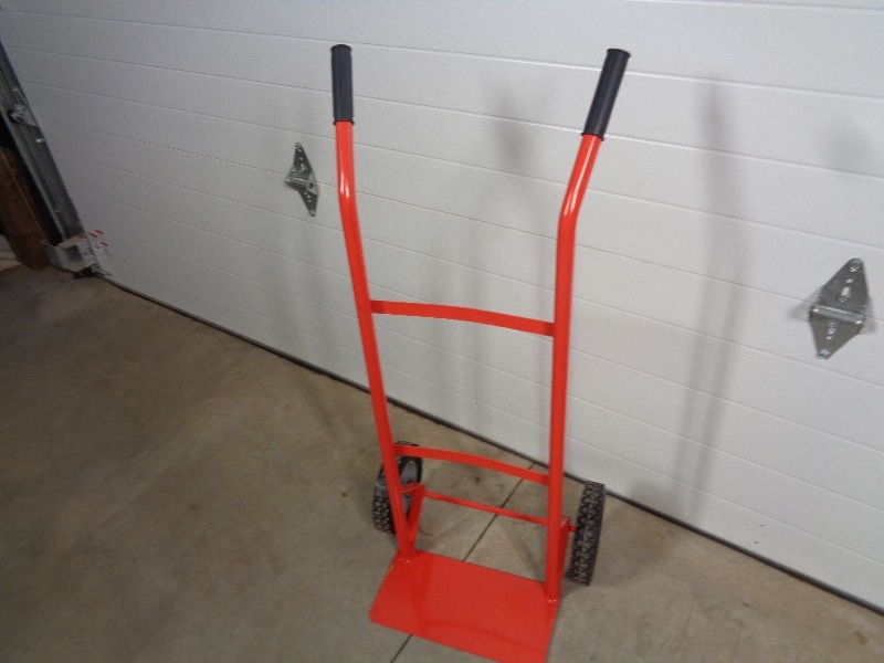 lot 94 image: New 2 Wheel Dolly