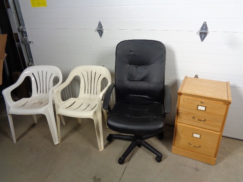 lot 120 image: Take What You Want Furniture