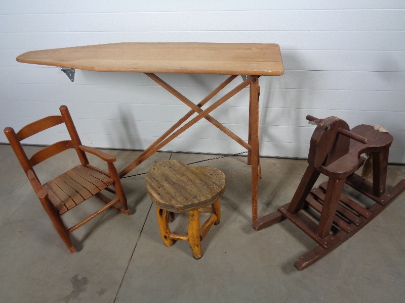 lot 131 image: Neat Project Pieces