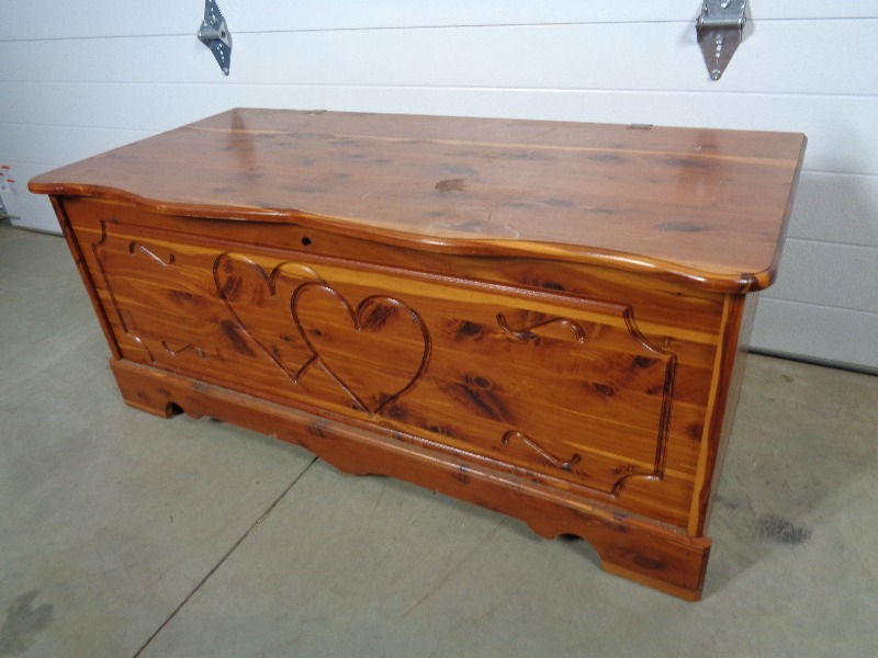 lot 137 image: Murphy Solid Cedar Chest