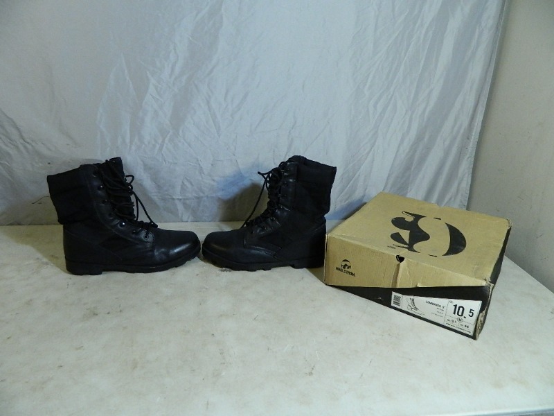 lot 2 image: Maelstrom Commando 9 Boots