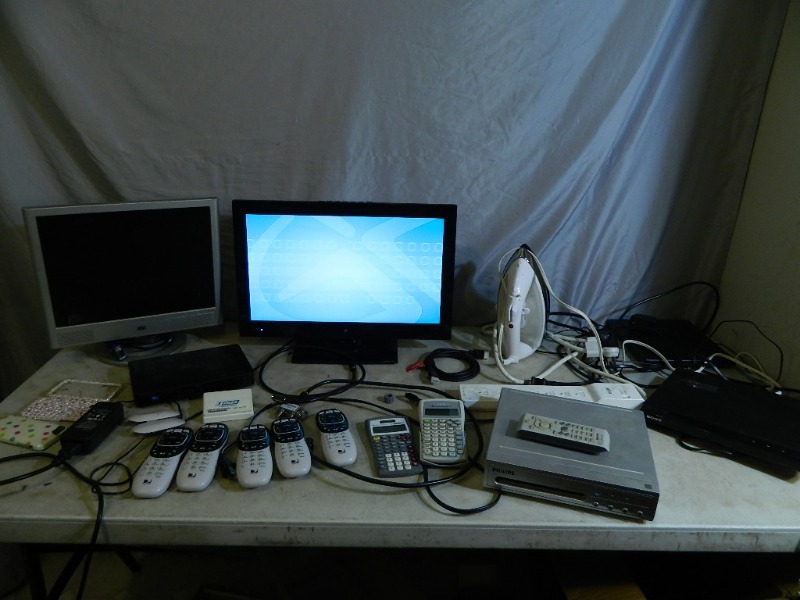 lot 146 image: Assorted Electronics