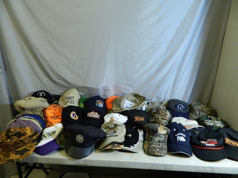 lot 159 image: Large Assortment of Hats