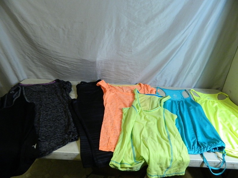 lot 176 image: Womens Active Wear