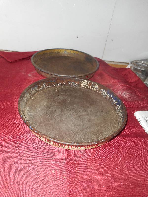 2 VINTAGE BEER TRAYS