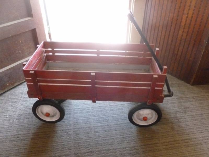lot 3 image: Wagon